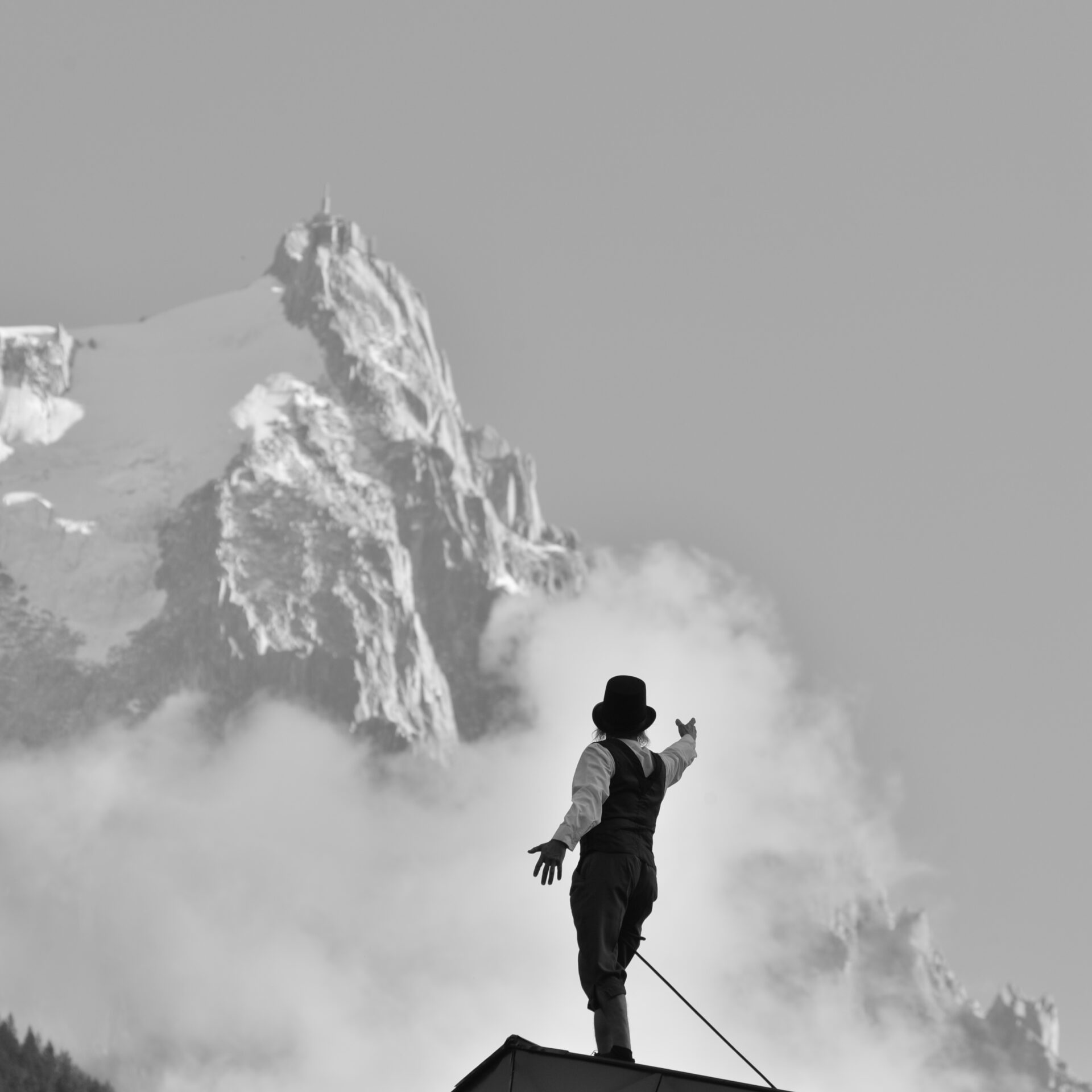 Cie Lézards Bleus-Antoine Le Menestrel_Albert Smith_Chamonix©Christophe Boillon