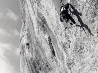 Cie Lézards Bleus_La rose et le vampire_avec ombre lézards©Patrick Seguin