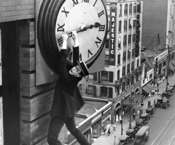 Harold Lloyd_Safety Last_1923_Photo du film©DR